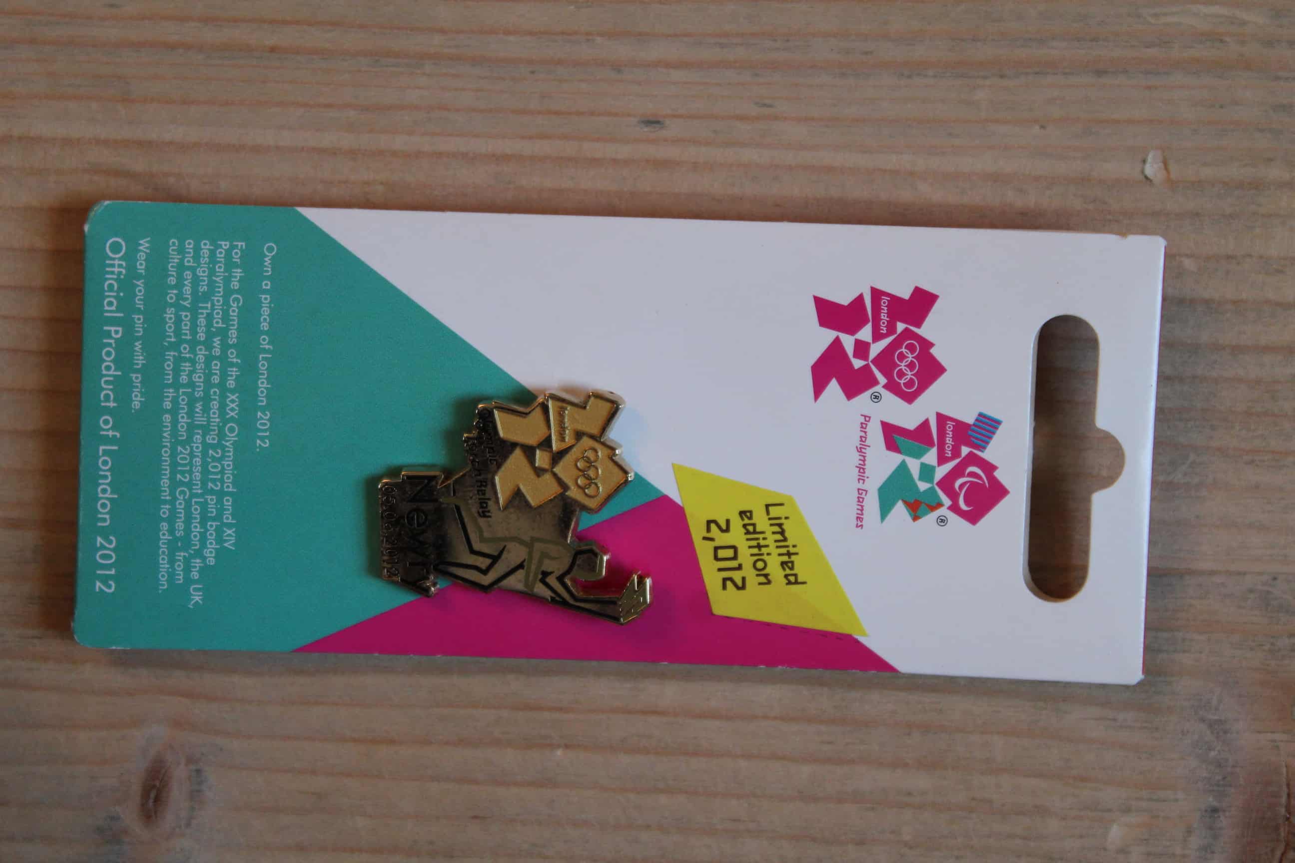 2012 LONDON OLYMPICS TORCH RELAY (NEWRY) PIN BADGE